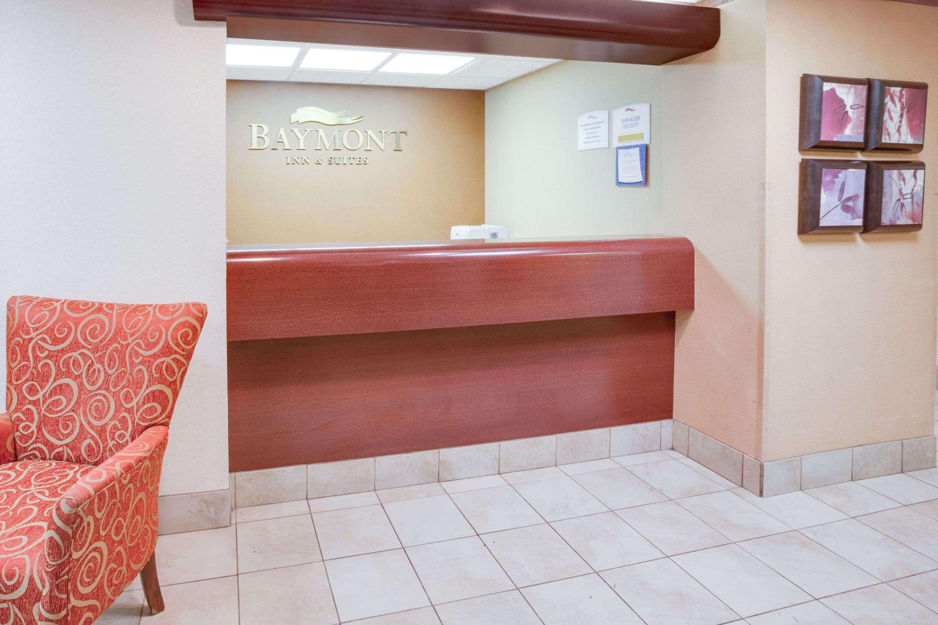 Baymont By Wyndham Τράβερς Σίτι Εξωτερικό φωτογραφία
